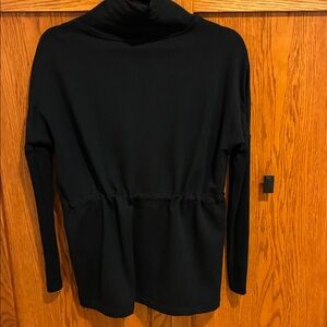 NWOT Athleta Pullover with mock neck and adjustable cinched waist tie.